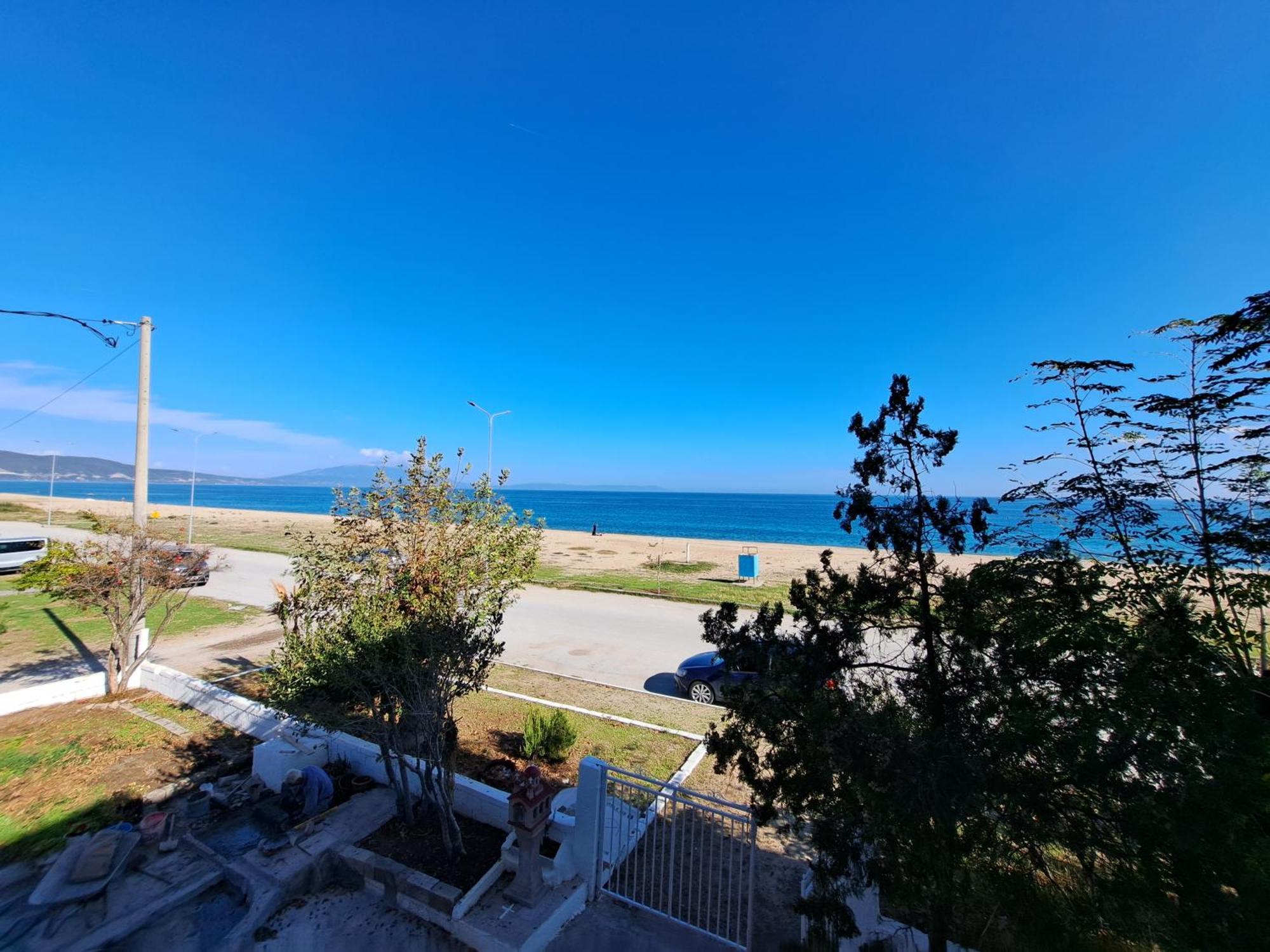Blue Horizon Apartment Nea Vrasna Ngoại thất bức ảnh